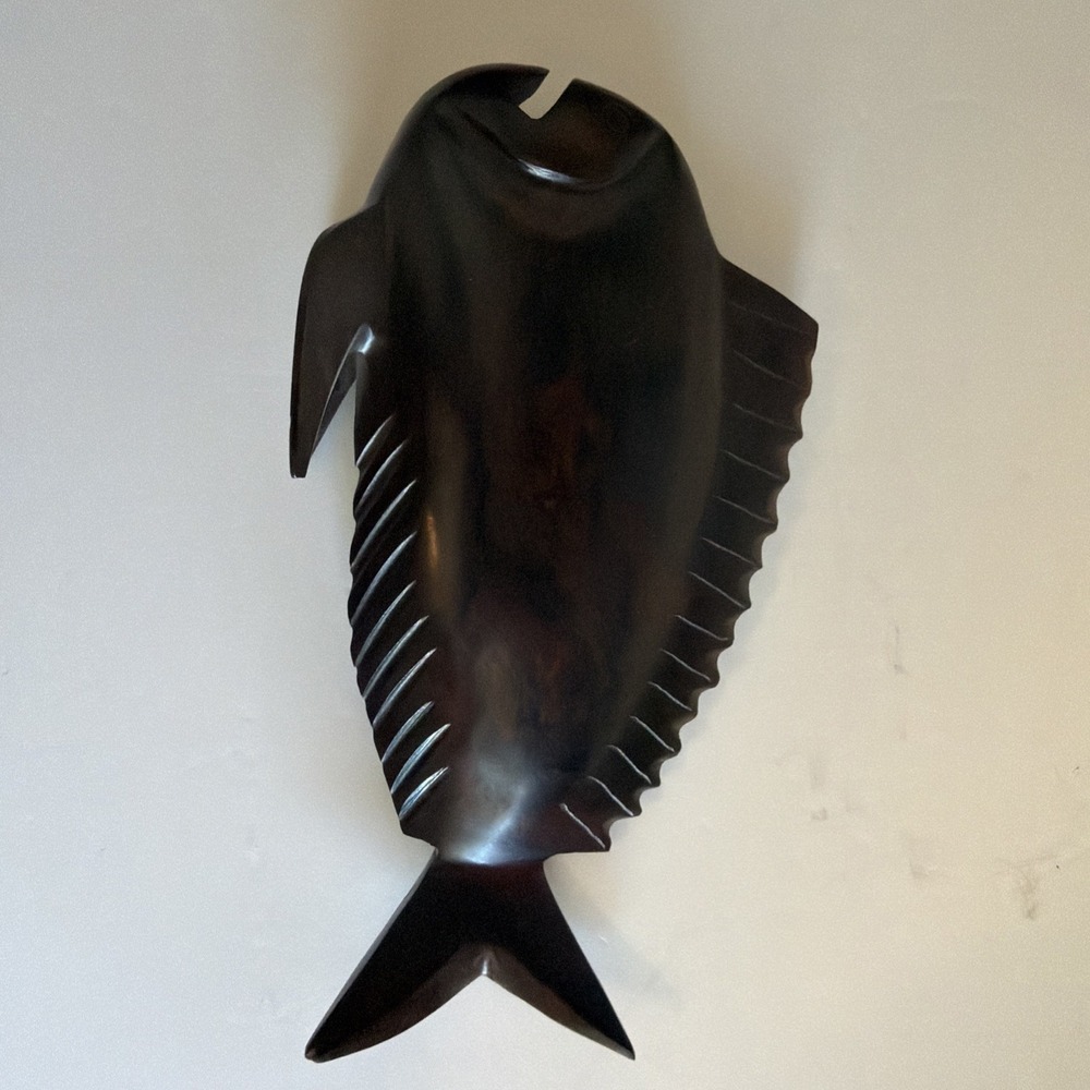 Vintage Hand-Carved Ironwood Fish (Mid-Century) Wood Table Home Decor - Picture 5 of 9